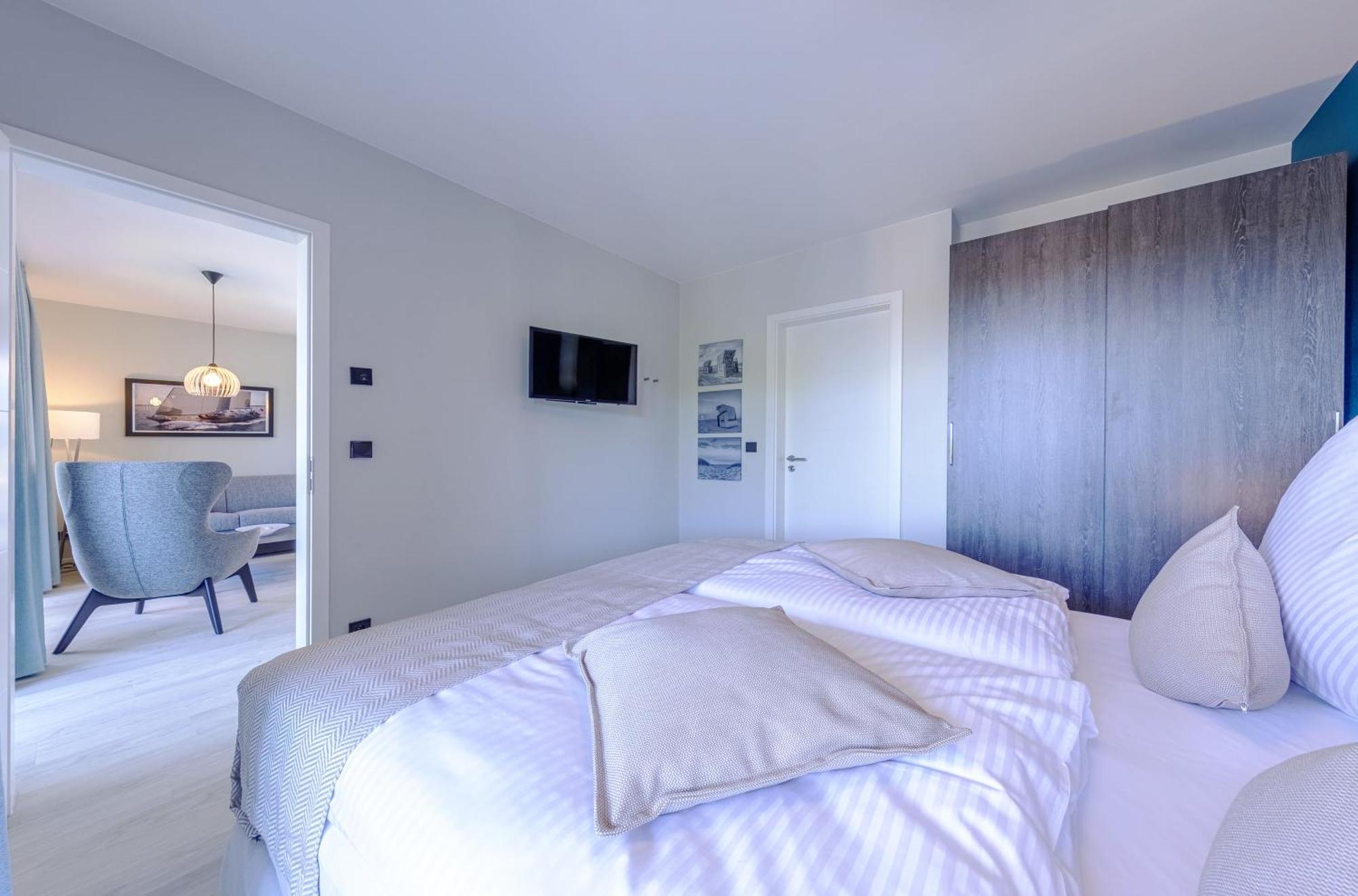 Zwei Wasser - Strandhaus Alte Seefahrtschule Aparthotel Wustrow  Ngoại thất bức ảnh