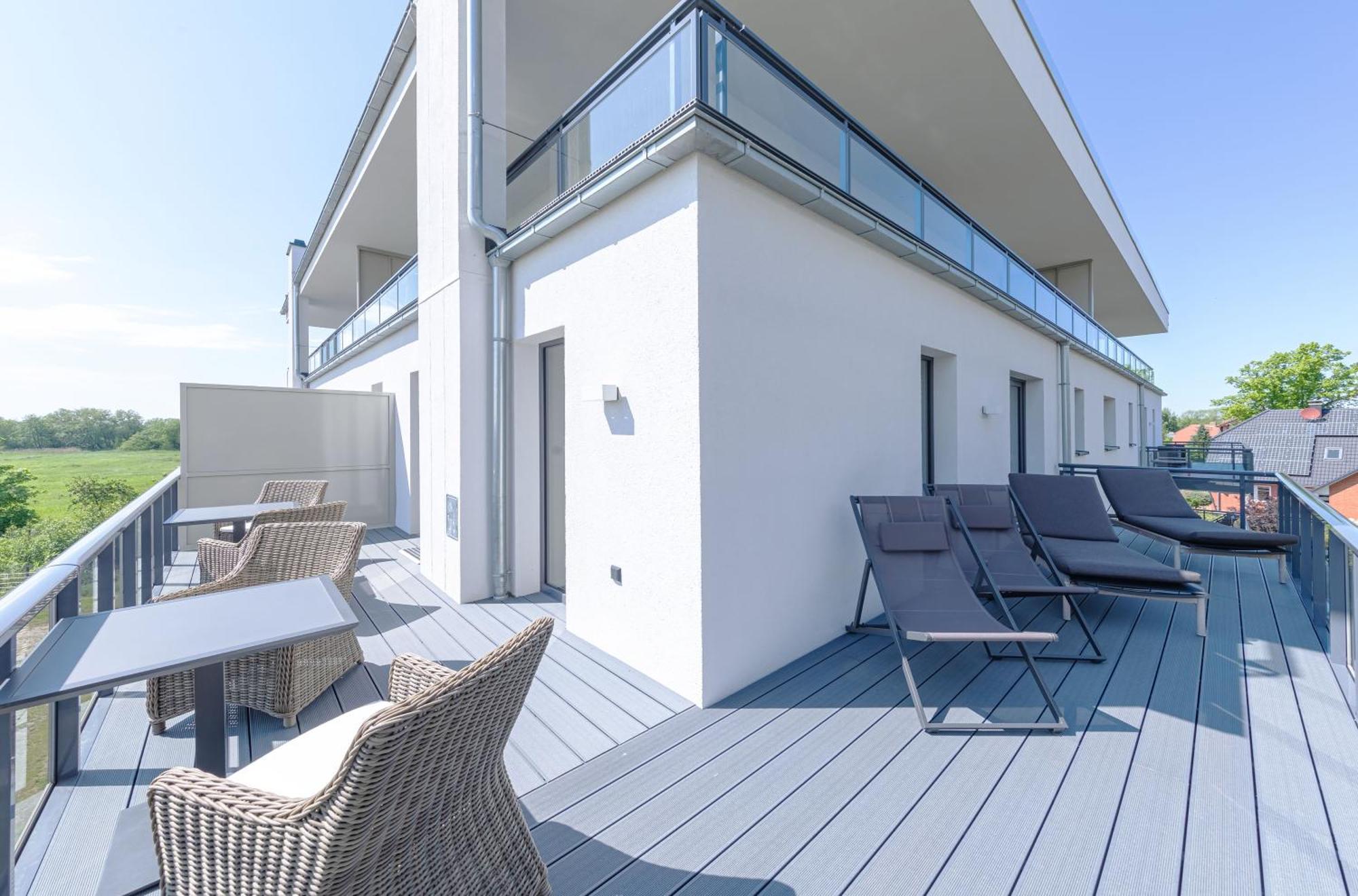 Zwei Wasser - Strandhaus Alte Seefahrtschule Aparthotel Wustrow  Ngoại thất bức ảnh