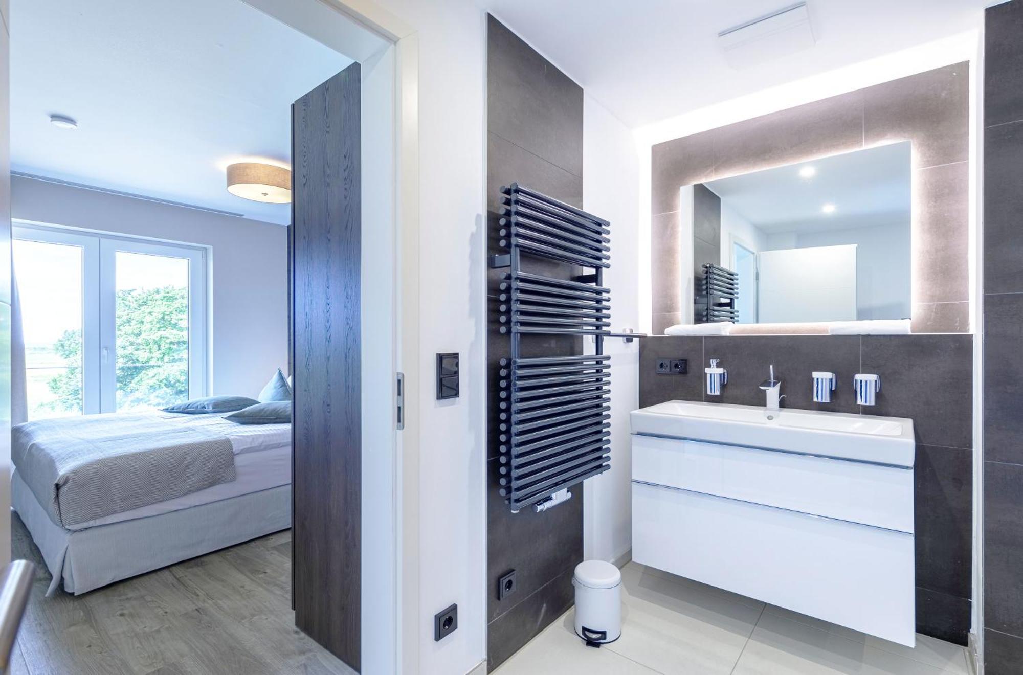 Zwei Wasser - Strandhaus Alte Seefahrtschule Aparthotel Wustrow  Ngoại thất bức ảnh